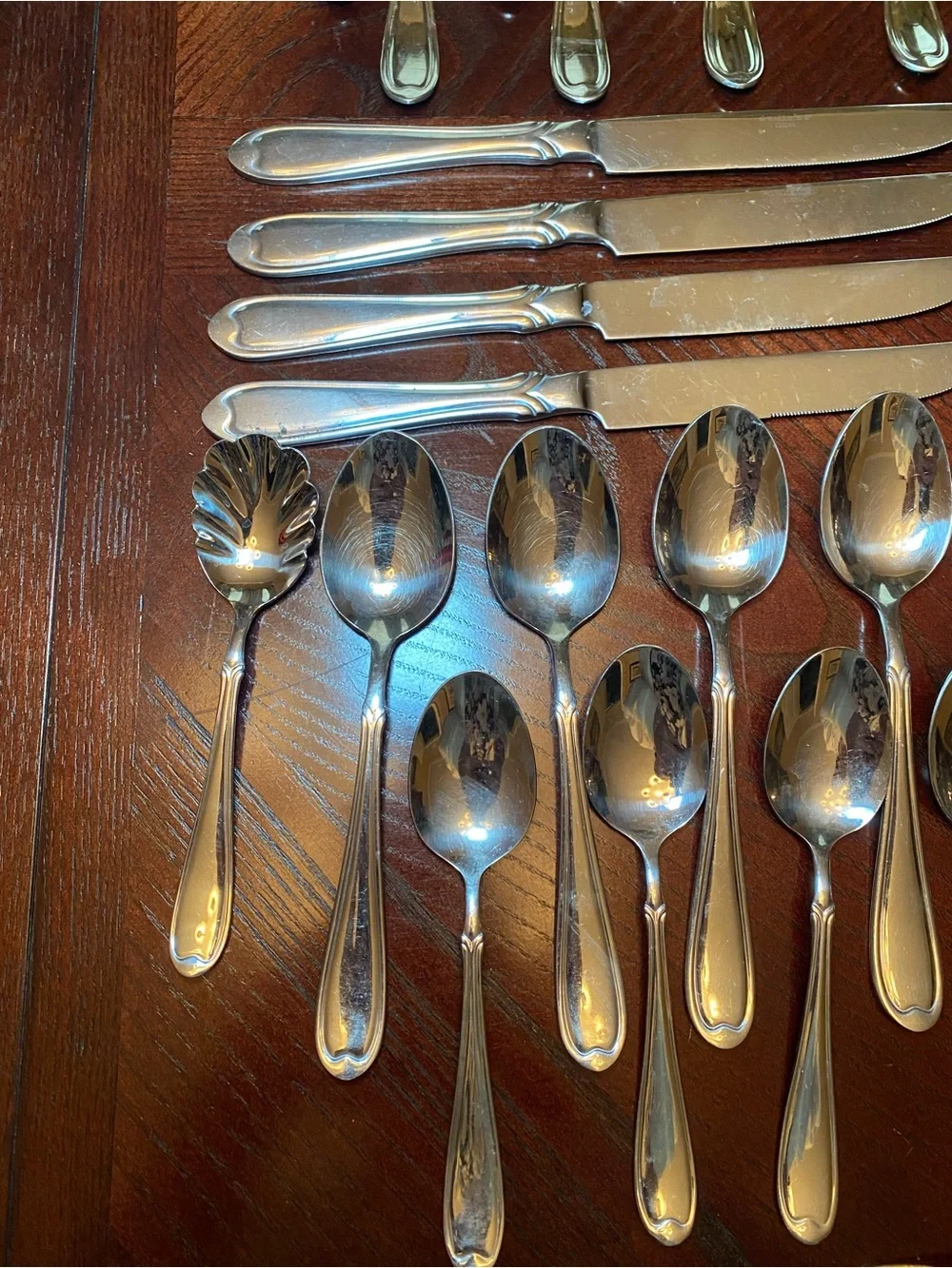 Wallace 18/10 Stainless Steel Flatware 8 piece  Set 45 pieces